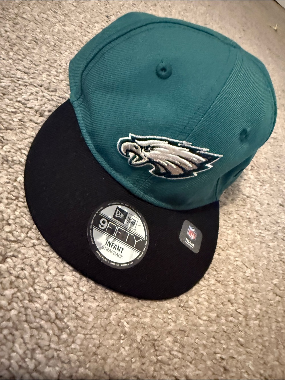 New Era Philadelphia Eagles Infant Snapback Hat in Midnight Green & Black